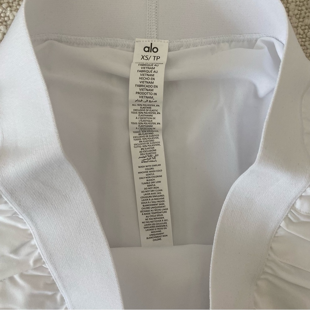 ALO Yoga White Varsity Tennis Skirt Size XS - Picture 2 of 10